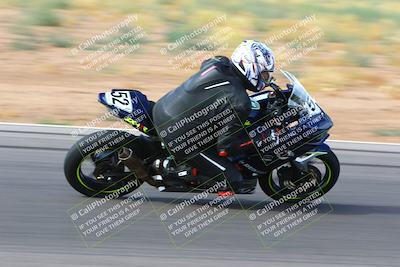 media/Apr-30-2023-CRA (Sun) [[020fcf5d43]]/Race 14-400 Expert-Amateur Superbike/